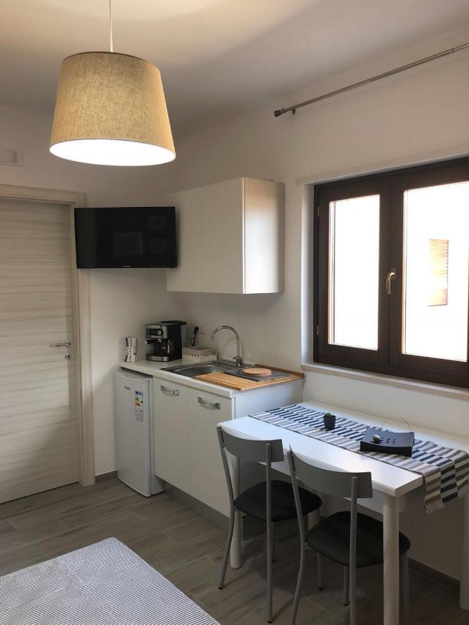 B&B Luxury Apartments Pulsano Exterior photo